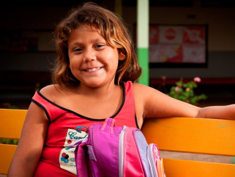 Crianças brasileiras como Andriele da Rosa Silva, filha de uma beneficiária do Bolsa Família de Novo Hamburgo (RS), passaram a entrar cada vez mais cedo na escola e sair cada vez mais tarde. Foto: Marcelo Curia/MDS